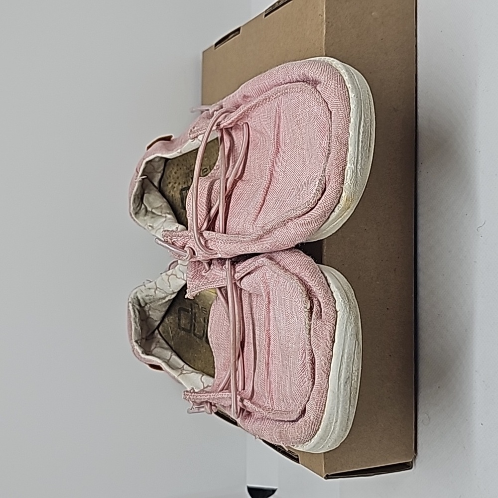 4 For $20 Hey Dude Wendy Slip-on Shoes in Kids Size Y-3 - Picture 3 of 5